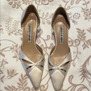 Vintage Manolo Blahnik Ivory Heels